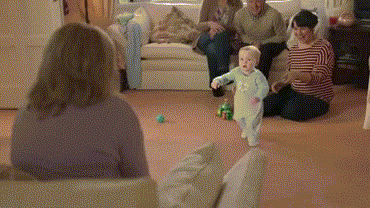 Ребенок танцует гангнамстайл